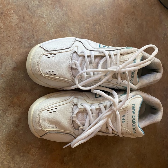 Womens New Balance 546 - Picture 5 of 7